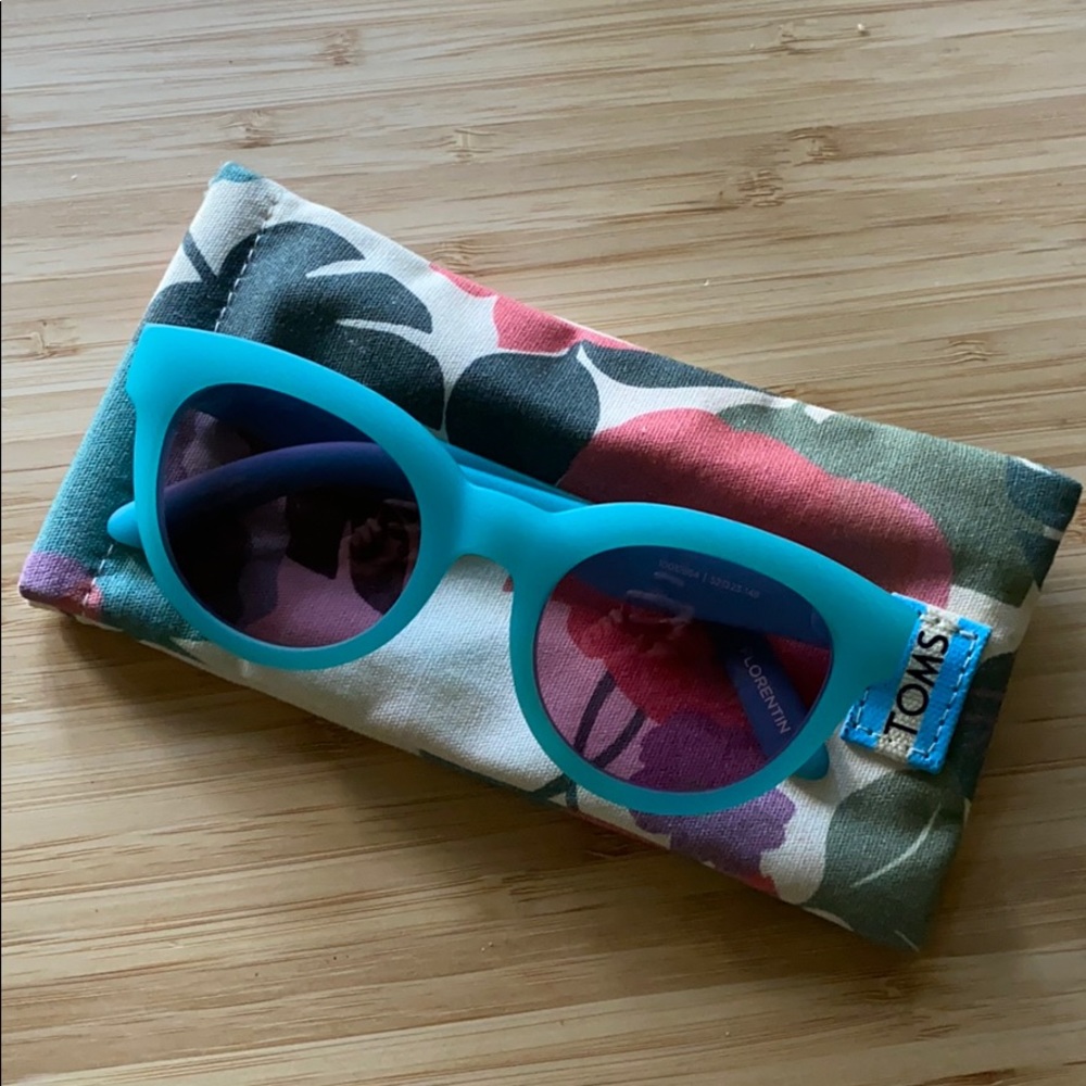 TOMS Traveler Florentin Cateye Sunglasses